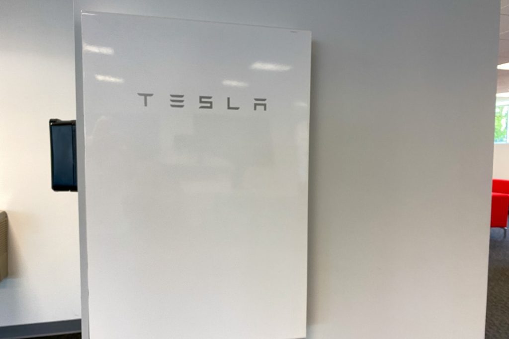 How Long Does a Tesla Solar Battery Last